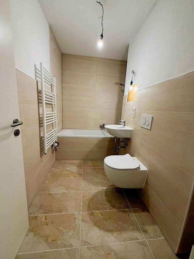 Prodej bytu 3+1 75 m², Strehleranger 11, München, Bavorsko Prodej bytu 3+1 75 m², Strehleranger 11, München, Bavorsko