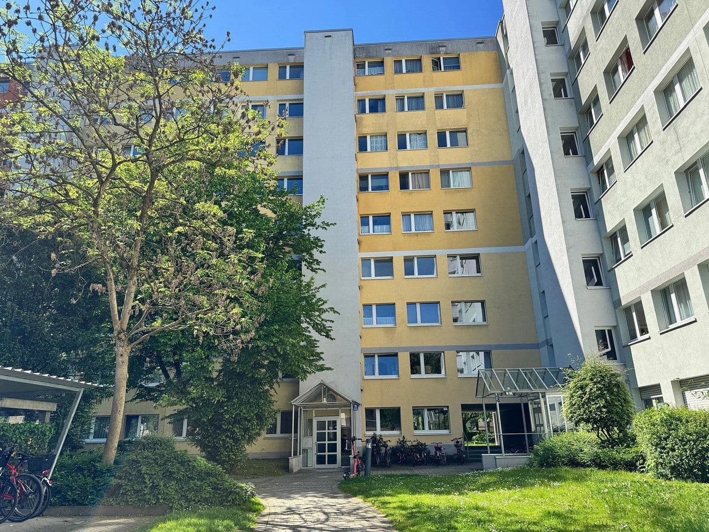 Prodej bytu 3+1 75 m², Strehleranger 11, München, Bavorsko Prodej bytu 3+1 75 m², Strehleranger 11, München, Bavorsko