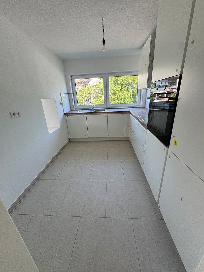 Pronájem bytu 3+1 94 m², Häfnersweg 52, Backnang, Bádensko-Württembersko Pronájem bytu 3+1 94 m², Häfnersweg 52, Backnang, Bádensko-Württembersko