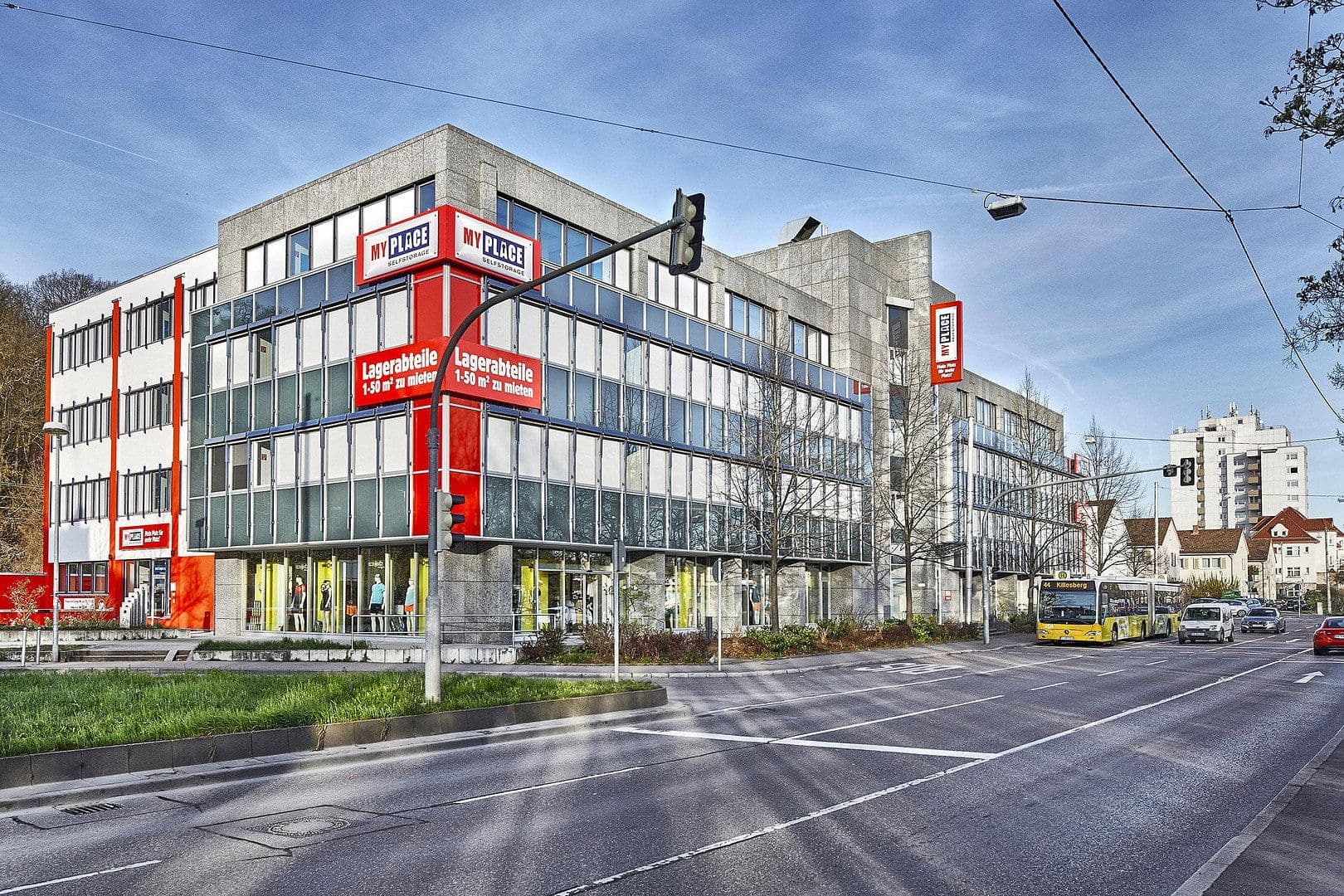 Pronájem garáže 13 m², Rotenwaldstraße 132, Stuttgart, Bádensko-Württembersko Pronájem garáže 13 m², Rotenwaldstraße 132, Stuttgart, Bádensko-Württembersko