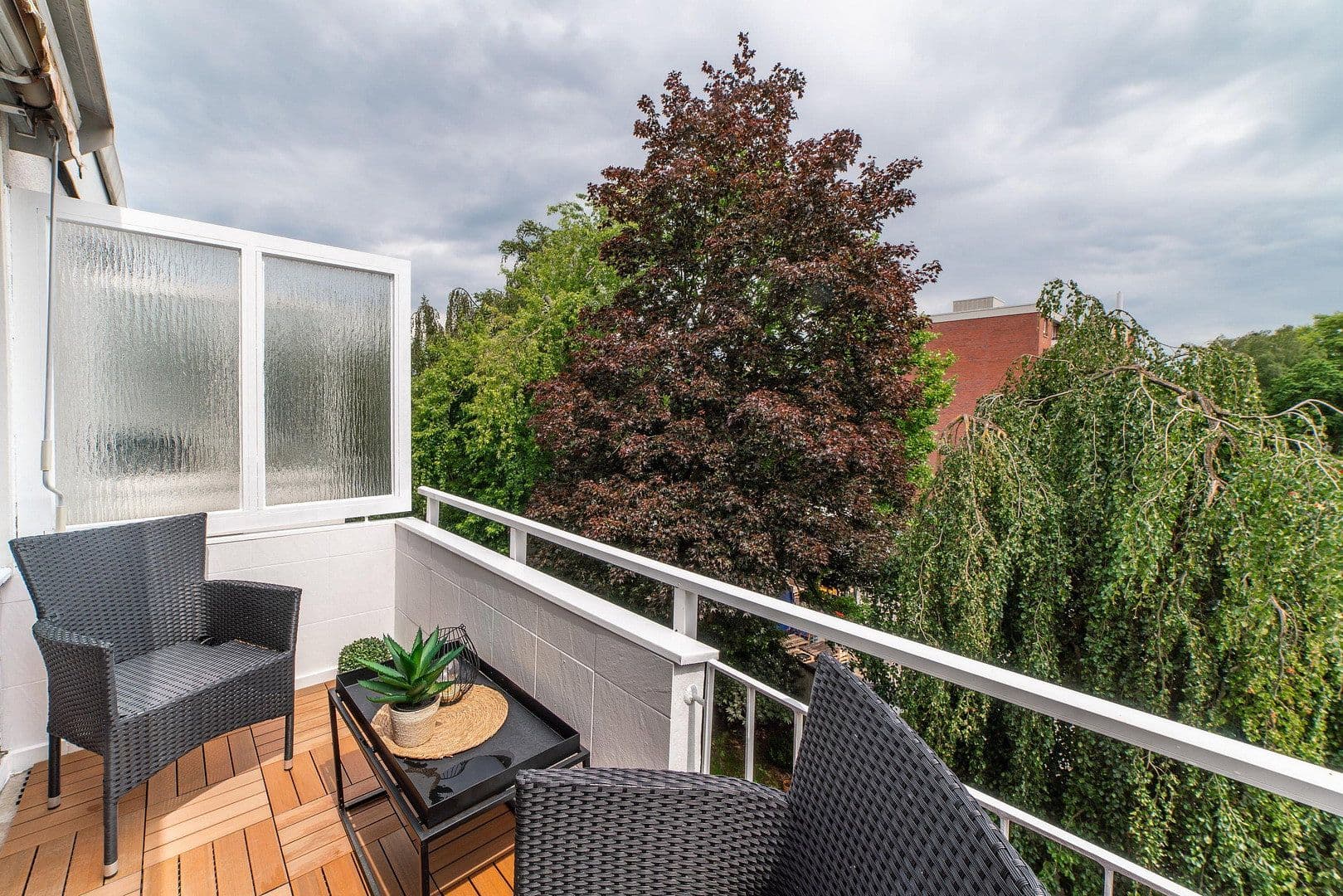 Prodej bytu 4+1 95 m², Nachbarsweg 7, Mülheim an der Ruhr, Severní Porýní-Vestfálsko Prodej bytu 4+1 95 m², Nachbarsweg 7, Mülheim an der Ruhr, Severní Porýní-Vestfálsko