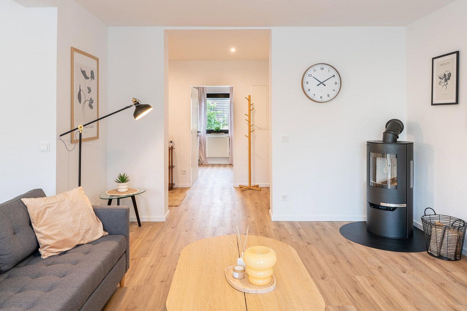 Prodej bytu 4+1 95 m², Nachbarsweg 7, Mülheim an der Ruhr, Severní Porýní-Vestfálsko Prodej bytu 4+1 95 m², Nachbarsweg 7, Mülheim an der Ruhr, Severní Porýní-Vestfálsko