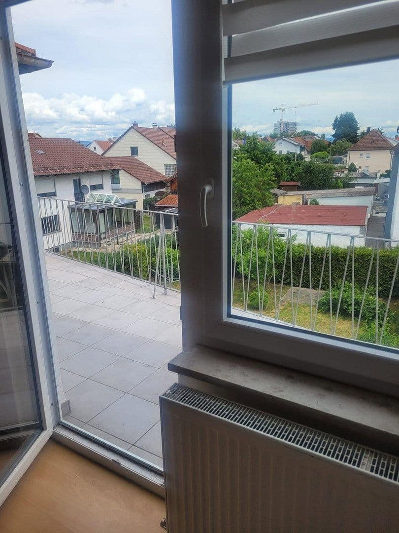 Pronájem bytu 3+1 75 m², Michaelsweg 11, Straubing, Bavorsko Pronájem bytu 3+1 75 m², Michaelsweg 11, Straubing, Bavorsko
