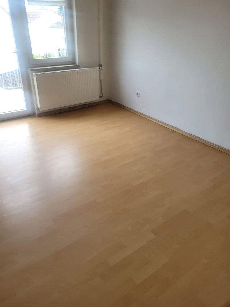 Pronájem bytu 3+1 75 m², Michaelsweg 11, Straubing, Bavorsko Pronájem bytu 3+1 75 m², Michaelsweg 11, Straubing, Bavorsko