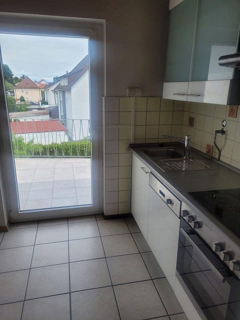 Pronájem bytu 3+1 75 m², Michaelsweg 11, Straubing, Bavorsko Pronájem bytu 3+1 75 m², Michaelsweg 11, Straubing, Bavorsko