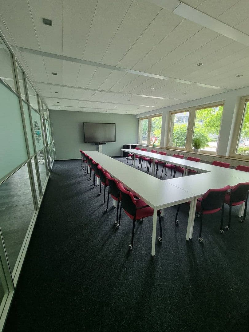 Pronájem kanceláře 400 m², Werftstraße, Düsseldorf, Severní Porýní-Vestfálsko Pronájem kanceláře 400 m², Werftstraße, Düsseldorf, Severní Porýní-Vestfálsko