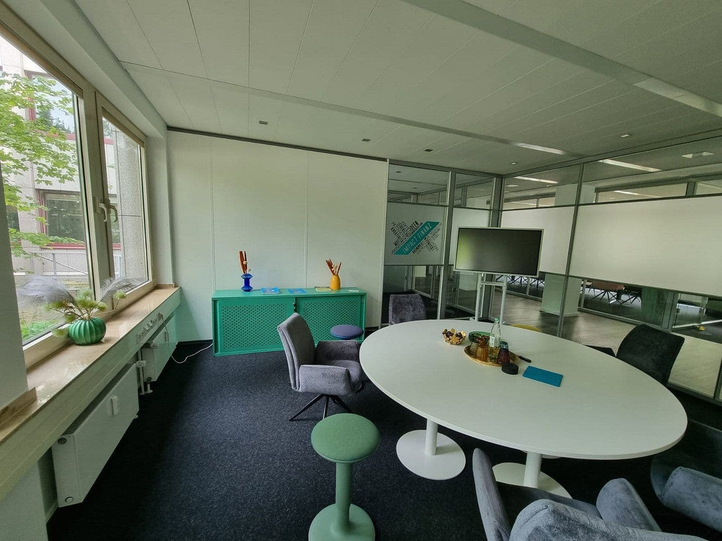 Pronájem kanceláře 400 m², Werftstraße, Düsseldorf, Severní Porýní-Vestfálsko Pronájem kanceláře 400 m², Werftstraße, Düsseldorf, Severní Porýní-Vestfálsko