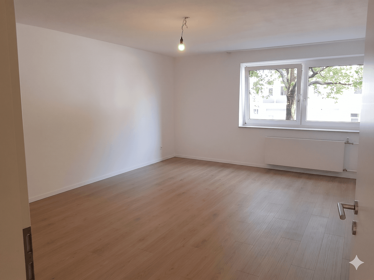 Pronájem bytu 2+1 66 m², Jülicher Straße 24, Cáchy, Severní Porýní-Vestfálsko Pronájem bytu 2+1 66 m², Jülicher Straße 24, Cáchy, Severní Porýní-Vestfálsko