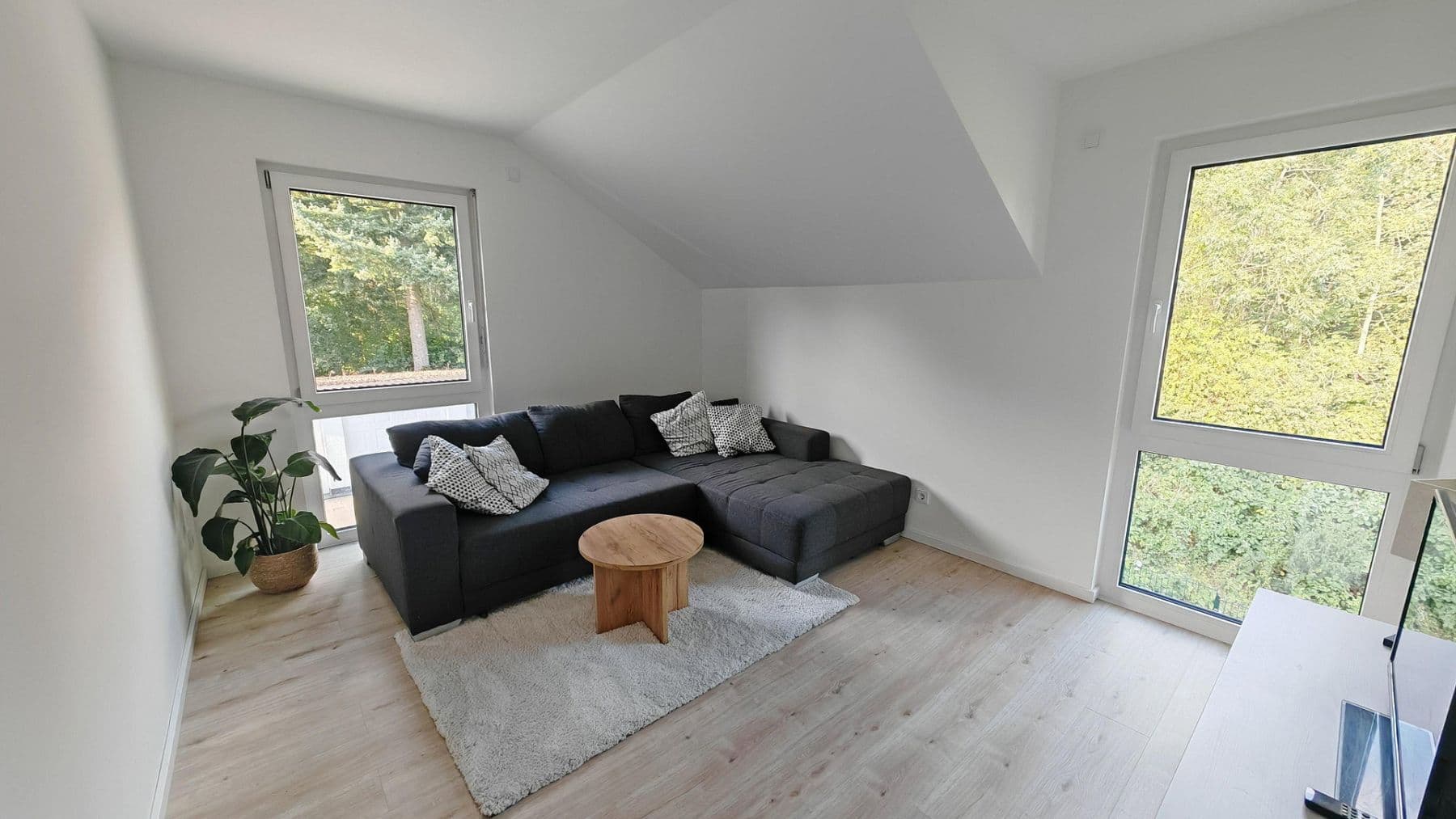 Pronájem domu 114 m², pozemek 622 m², Hamburg, Hamburg Pronájem domu 114 m², pozemek 622 m², Hamburg, Hamburg