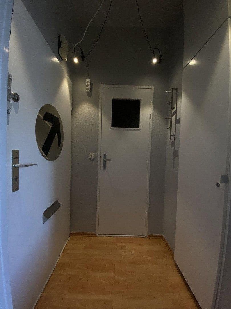 Prodej bytu 1+1 31 m², Treuchtlinger Str. 6, Ashouri, Berlin, Berlín Prodej bytu 1+1 31 m², Treuchtlinger Str. 6, Ashouri, Berlin, Berlín