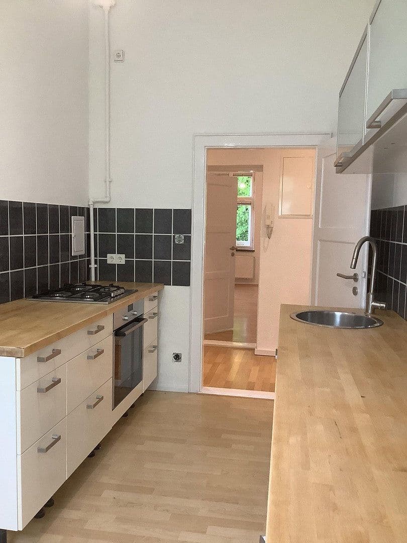 Pronájem bytu 3+1 96 m², Leopoldstr.28, Berlin, Berlín Pronájem bytu 3+1 96 m², Leopoldstr.28, Berlin, Berlín