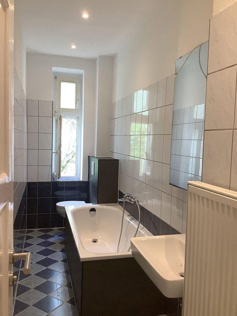 Pronájem bytu 3+1 96 m², Leopoldstr.28, Berlin, Berlín Pronájem bytu 3+1 96 m², Leopoldstr.28, Berlin, Berlín