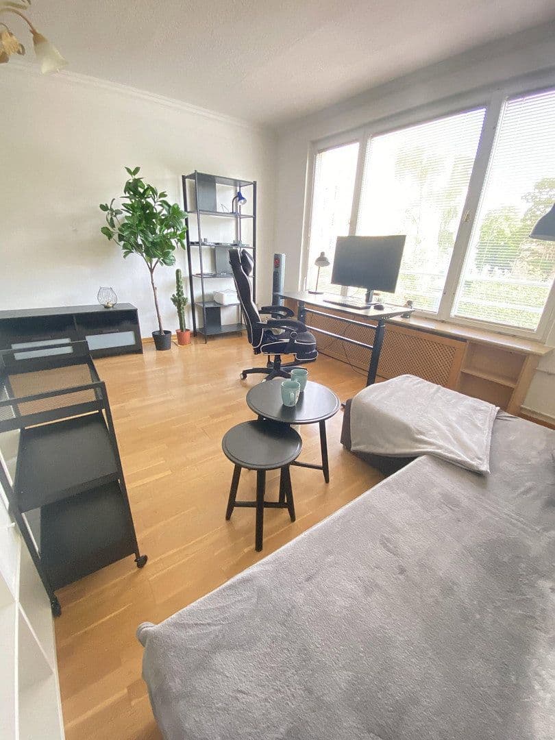 Prodej bytu 1+1 42 m², Rauchstraße 8, Berlin, Berlín Prodej bytu 1+1 42 m², Rauchstraße 8, Berlin, Berlín