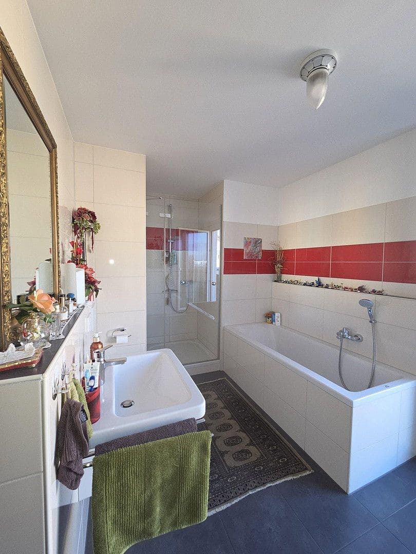 Prodej bytu 2+1 78 m², Germering, Bavorsko Prodej bytu 2+1 78 m², Germering, Bavorsko