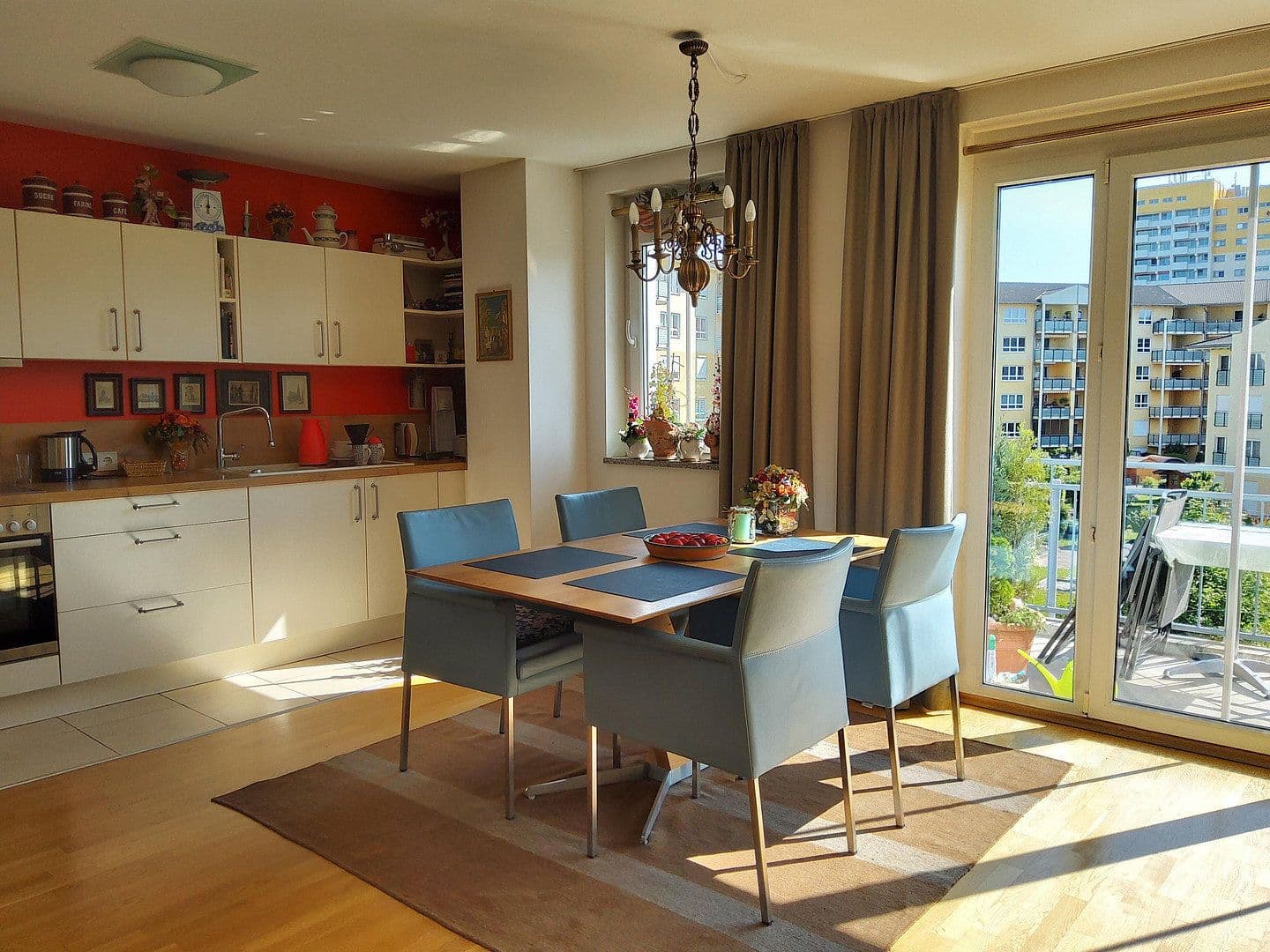 Prodej bytu 2+1 78 m², Germering, Bavorsko Prodej bytu 2+1 78 m², Germering, Bavorsko