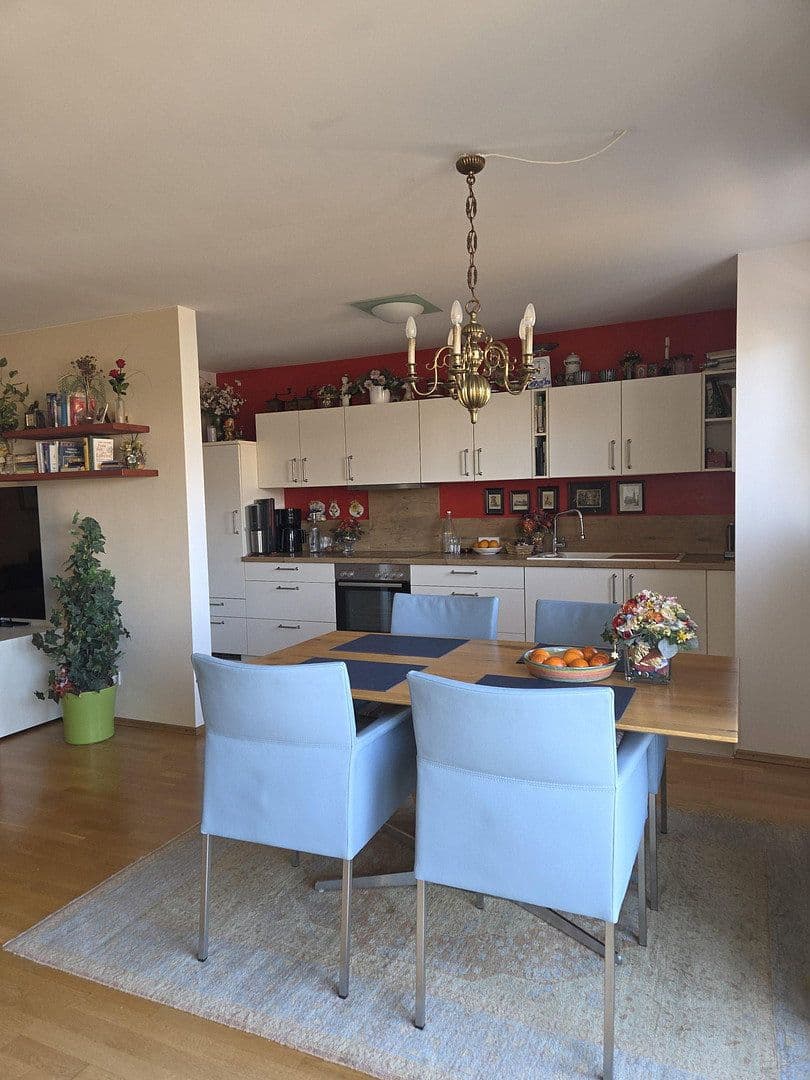 Prodej bytu 2+1 78 m², Germering, Bavorsko Prodej bytu 2+1 78 m², Germering, Bavorsko