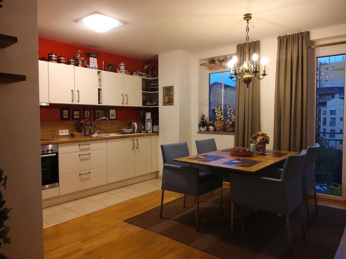 Prodej bytu 2+1 78 m², Germering, Bavorsko Prodej bytu 2+1 78 m², Germering, Bavorsko