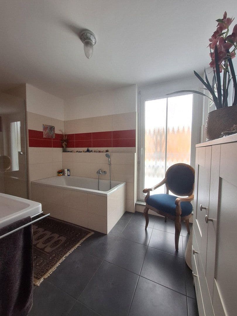Prodej bytu 2+1 78 m², Germering, Bavorsko Prodej bytu 2+1 78 m², Germering, Bavorsko