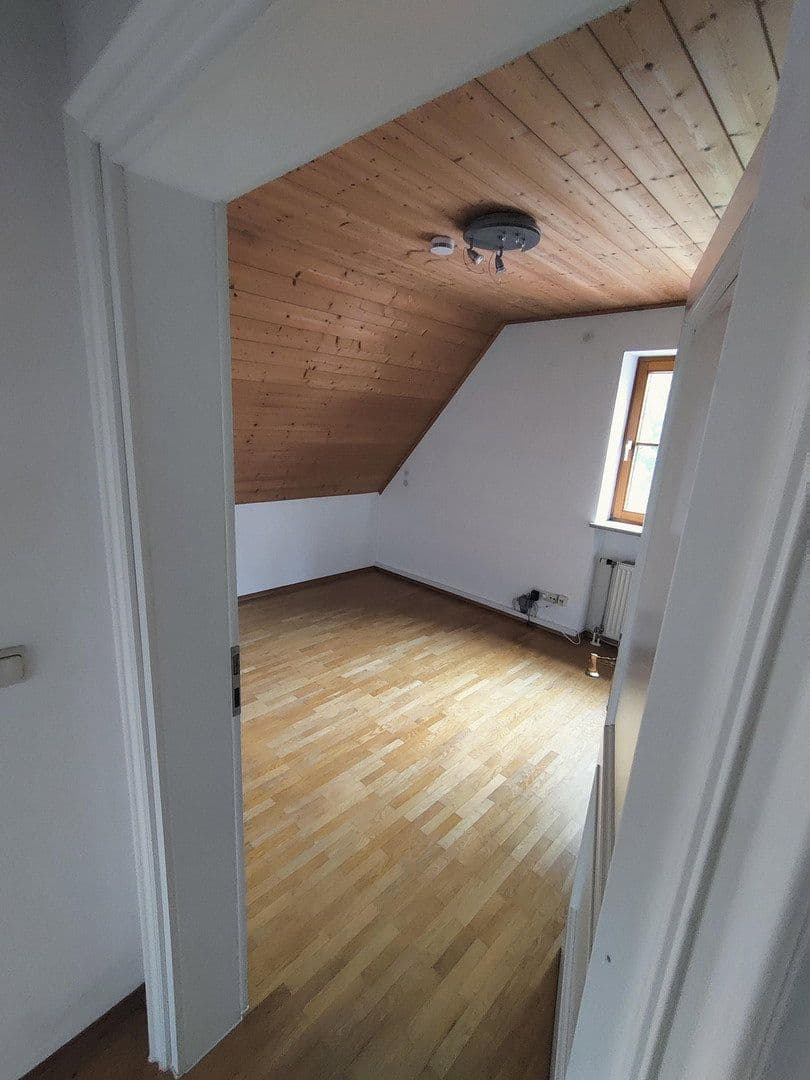 Prodej domu 130 m², pozemek 280 m², Parchetwiesen 22, Weilheim, Bavorsko Prodej domu 130 m², pozemek 280 m², Parchetwiesen 22, Weilheim, Bavorsko