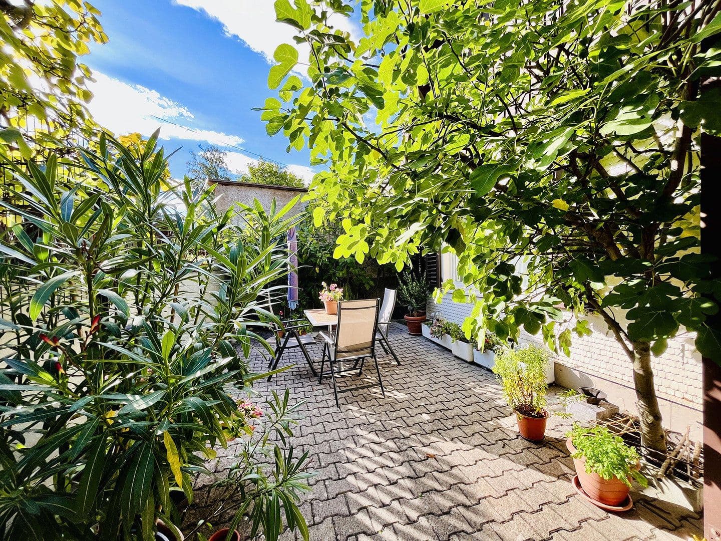 Prodej domu 146 m², pozemek 1.550 m², Neuenbürg, Bádensko-Württembersko Prodej domu 146 m², pozemek 1.550 m², Neuenbürg, Bádensko-Württembersko