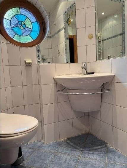 Prodej domu 115 m², pozemek 9.000 m², Bonn, Severní Porýní-Vestfálsko Prodej domu 115 m², pozemek 9.000 m², Bonn, Severní Porýní-Vestfálsko
