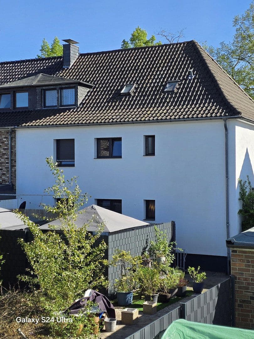 Prodej domu 233 m², pozemek 230 m², Troisdorf, Severní Porýní-Vestfálsko Prodej domu 233 m², pozemek 230 m², Troisdorf, Severní Porýní-Vestfálsko
