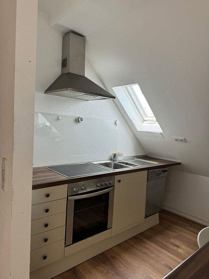 Prodej domu 233 m², pozemek 230 m², Troisdorf, Severní Porýní-Vestfálsko Prodej domu 233 m², pozemek 230 m², Troisdorf, Severní Porýní-Vestfálsko