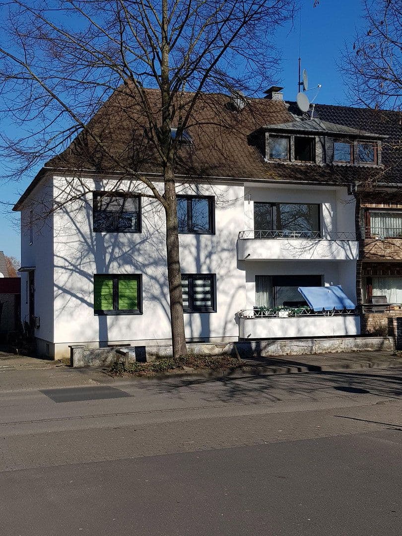 Prodej domu 233 m², pozemek 230 m², Troisdorf, Severní Porýní-Vestfálsko Prodej domu 233 m², pozemek 230 m², Troisdorf, Severní Porýní-Vestfálsko
