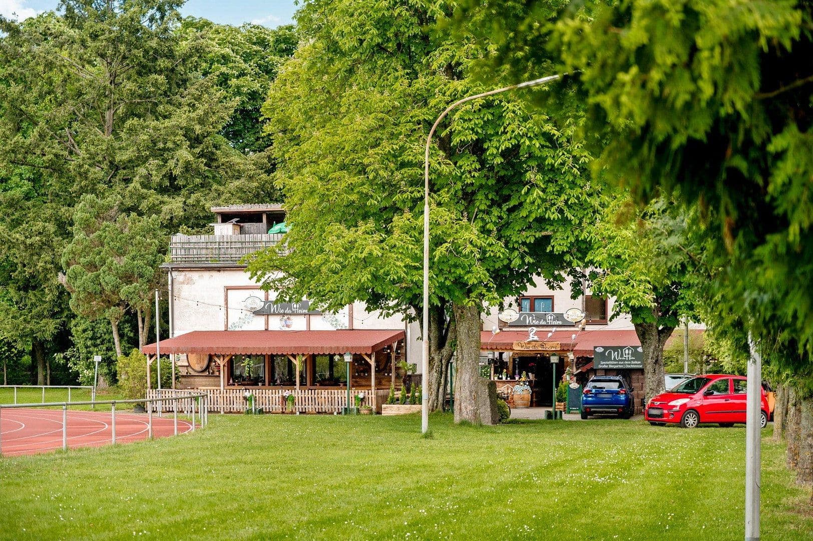 Prodej nebytového prostoru 150 m², Jahnallee 20, Rastatt, Bádensko-Württembersko Prodej nebytového prostoru 150 m², Jahnallee 20, Rastatt, Bádensko-Württembersko