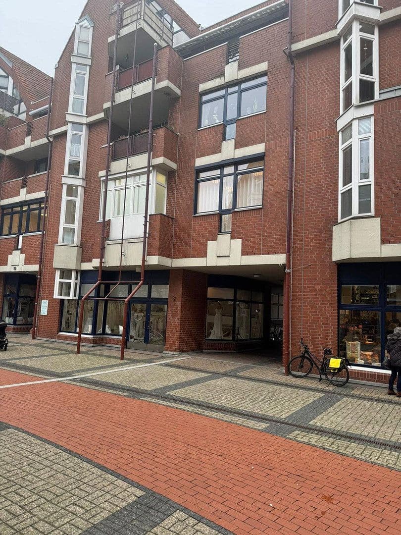 Pronájem nebytového prostoru 114 m², Crispinusplatz 8, Bocholt, Severní Porýní-Vestfálsko Pronájem nebytového prostoru 114 m², Crispinusplatz 8, Bocholt, Severní Porýní-Vestfálsko