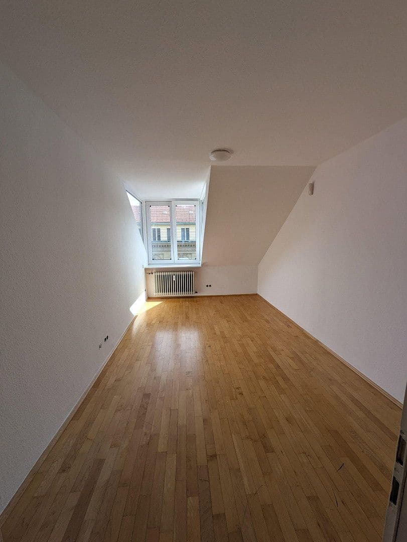 Pronájem bytu 5+1 129 m², Stuttgart West, Bádensko-Württembersko Pronájem bytu 5+1 129 m², Stuttgart West, Bádensko-Württembersko
