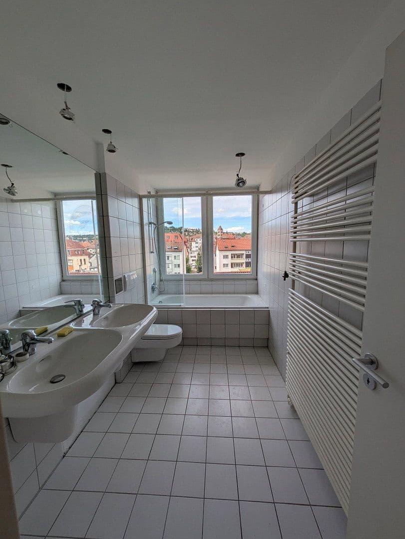 Pronájem bytu 5+1 129 m², Stuttgart West, Bádensko-Württembersko Pronájem bytu 5+1 129 m², Stuttgart West, Bádensko-Württembersko