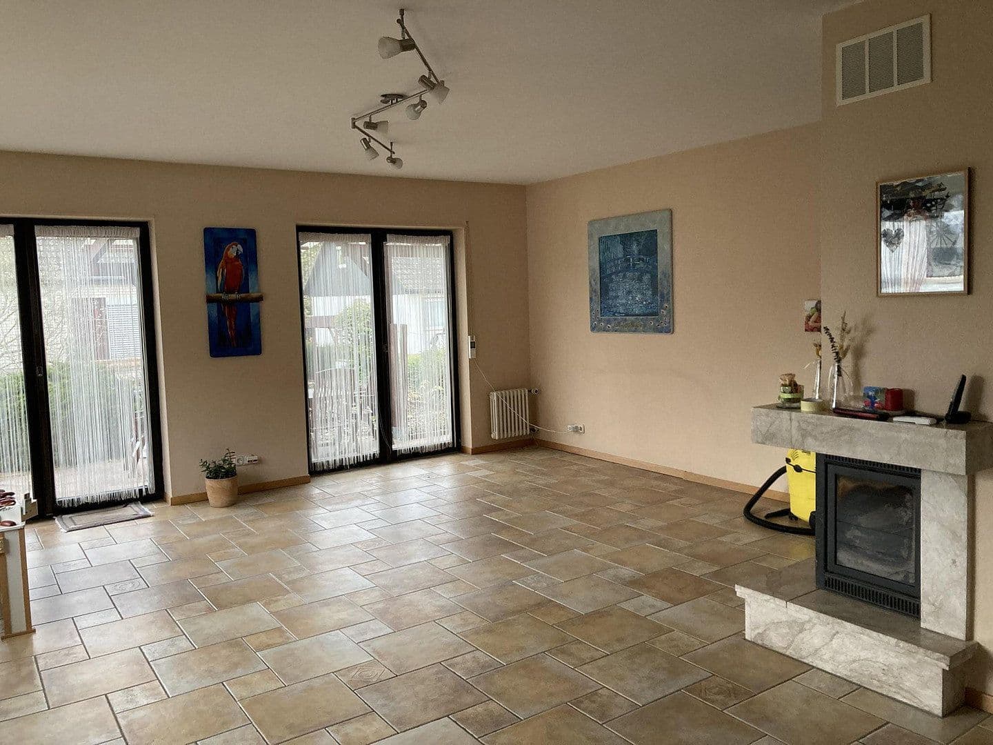 Prodej domu 298 m², pozemek 664 m², Büttelborn, Hessen Prodej domu 298 m², pozemek 664 m², Büttelborn, Hessen