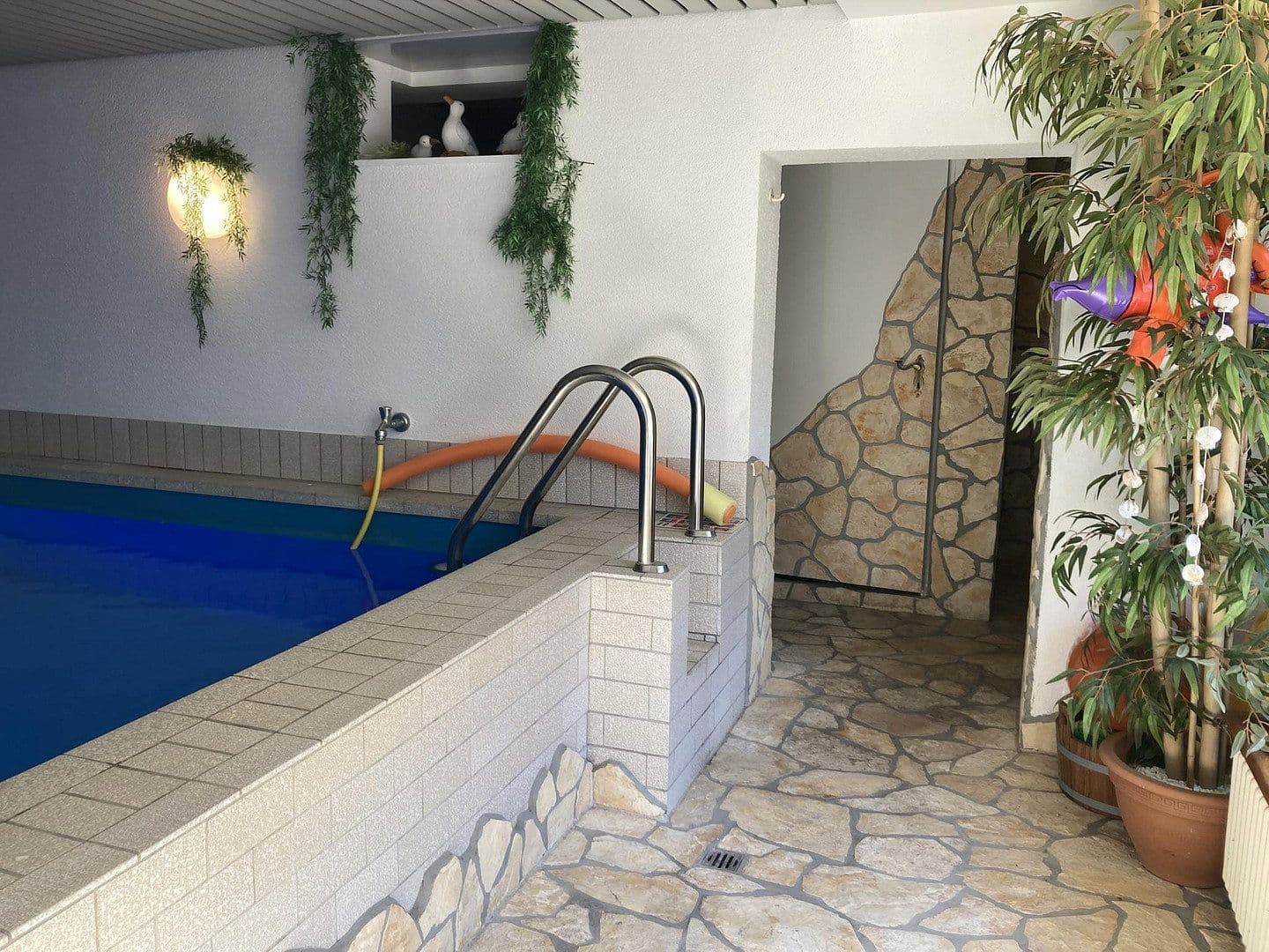 Prodej domu 298 m², pozemek 664 m², Büttelborn, Hessen Prodej domu 298 m², pozemek 664 m², Büttelborn, Hessen