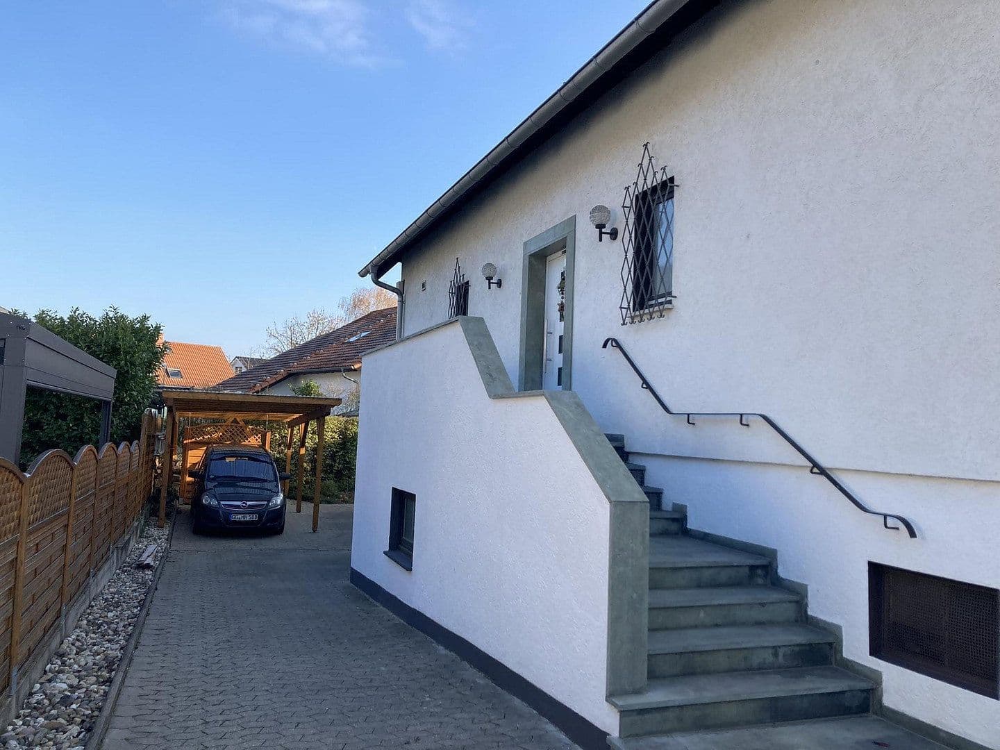 Prodej domu 298 m², pozemek 664 m², Büttelborn, Hessen Prodej domu 298 m², pozemek 664 m², Büttelborn, Hessen