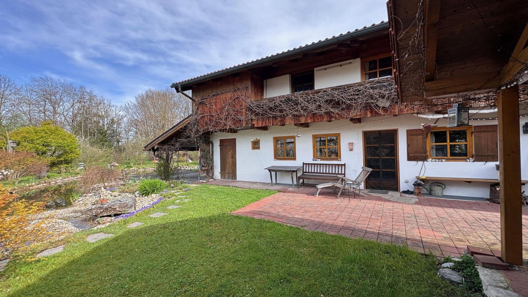 Prodej pozemku 1.862 m², Baugrundstück 1862qm, Grosskarolinenfeld, Bavorsko Prodej pozemku 1.862 m², Baugrundstück 1862qm, Grosskarolinenfeld, Bavorsko