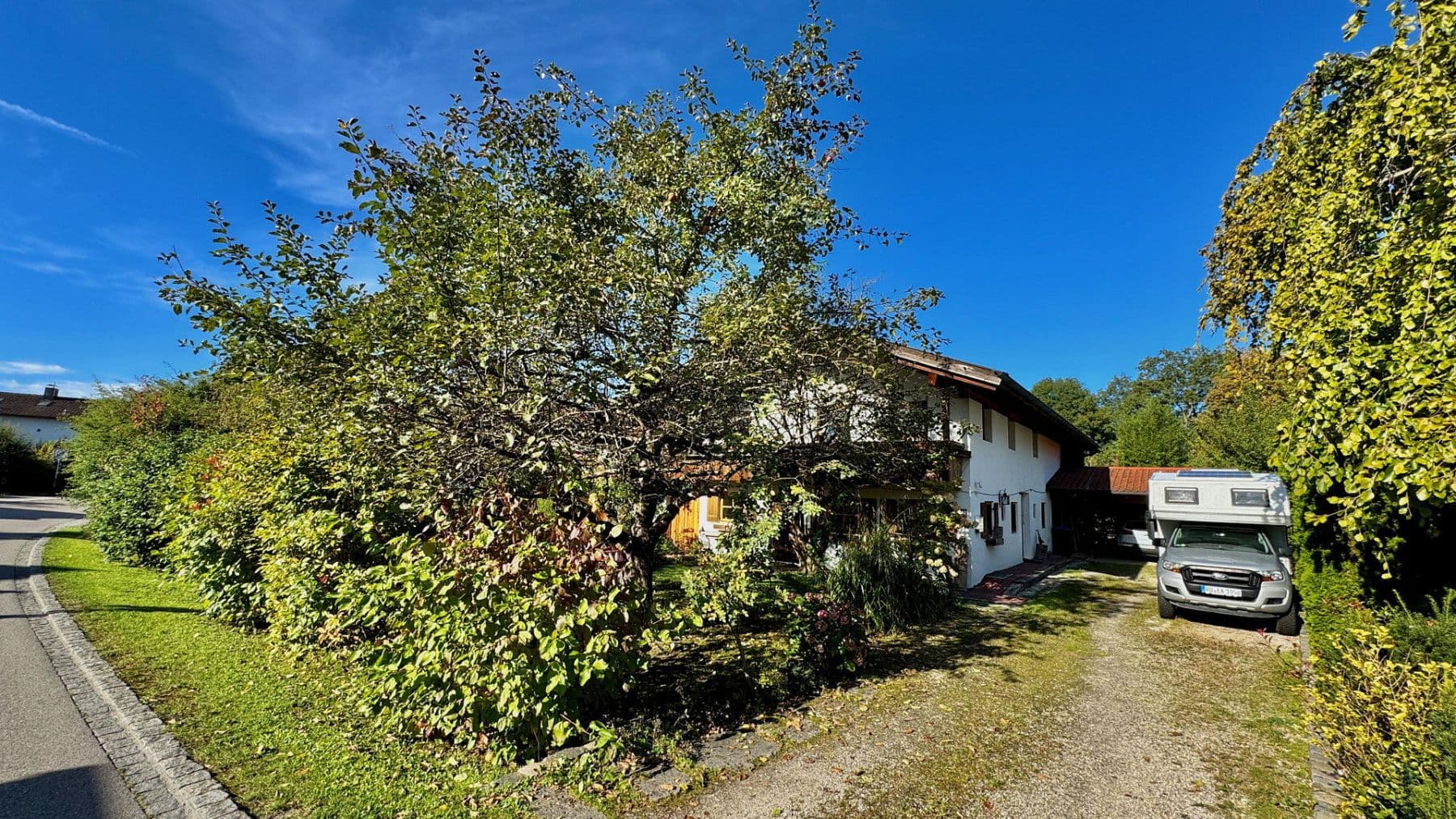 Prodej pozemku 1.862 m², Baugrundstück 1862qm, Grosskarolinenfeld, Bavorsko Prodej pozemku 1.862 m², Baugrundstück 1862qm, Grosskarolinenfeld, Bavorsko