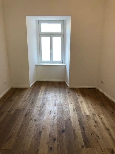 Pronájem bytu 3+1 123 m², Kaiserstrasse 118, Friedberg (Hessen), Hessen Pronájem bytu 3+1 123 m², Kaiserstrasse 118, Friedberg (Hessen), Hessen