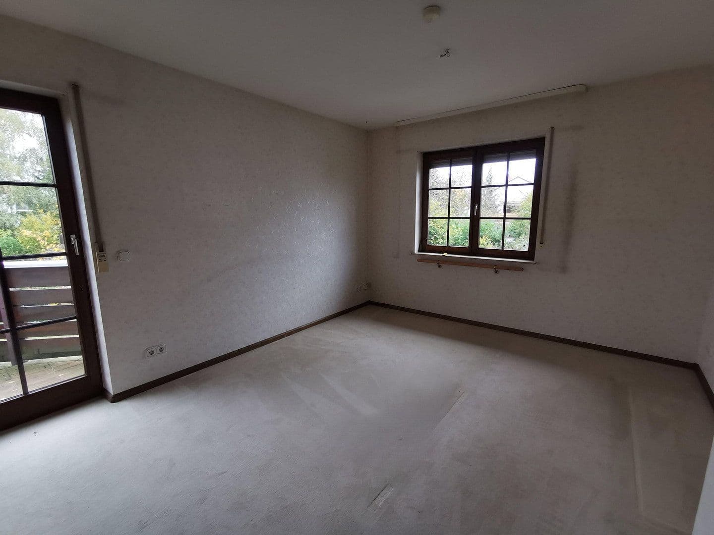 Prodej domu 126 m², pozemek 992 m², Egelsbach, Hessen Prodej domu 126 m², pozemek 992 m², Egelsbach, Hessen