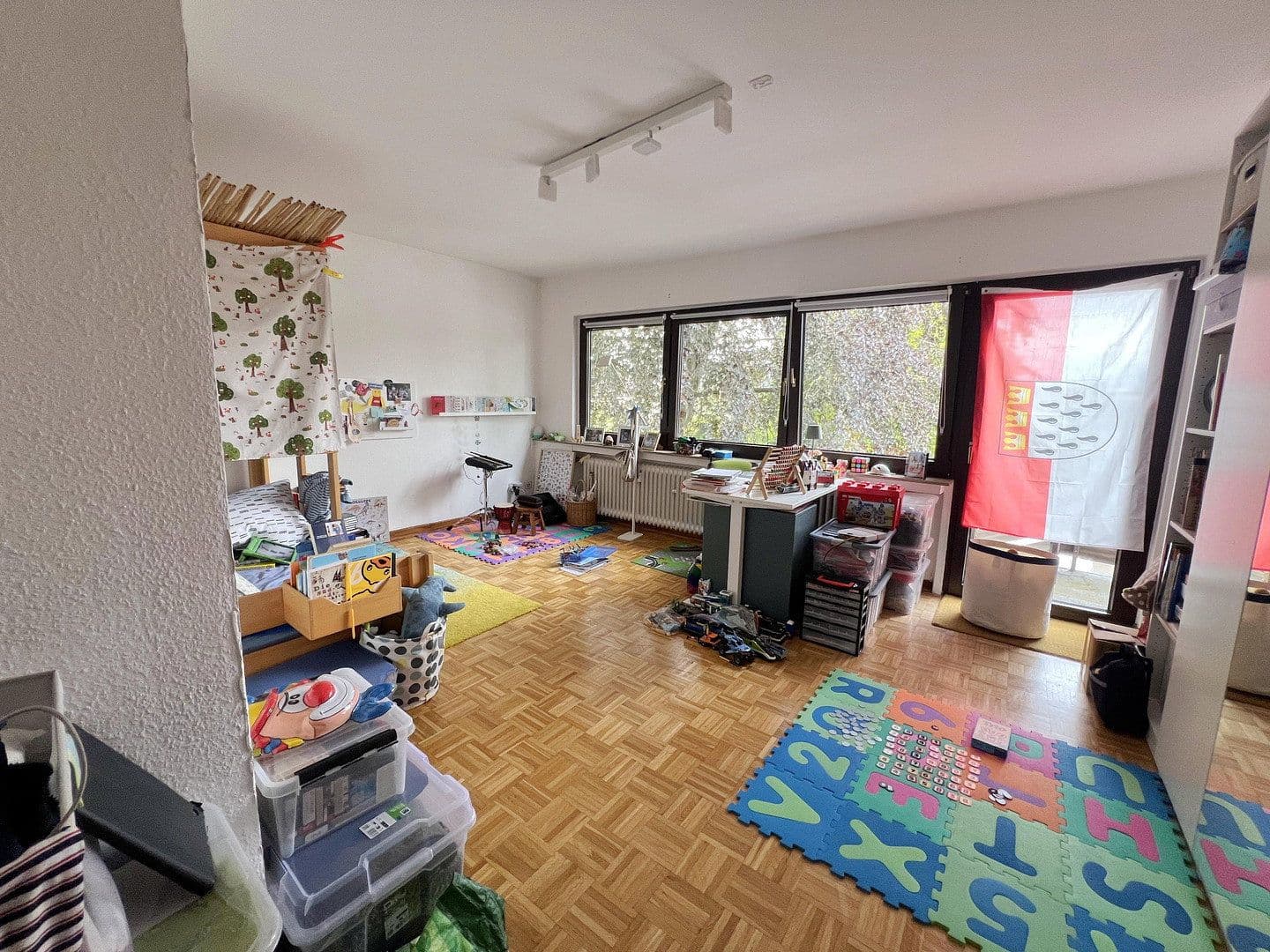 Pronájem bytu 4+kk 130 m², Gartenweg 6, Köln, Severní Porýní-Vestfálsko Pronájem bytu 4+kk 130 m², Gartenweg 6, Köln, Severní Porýní-Vestfálsko