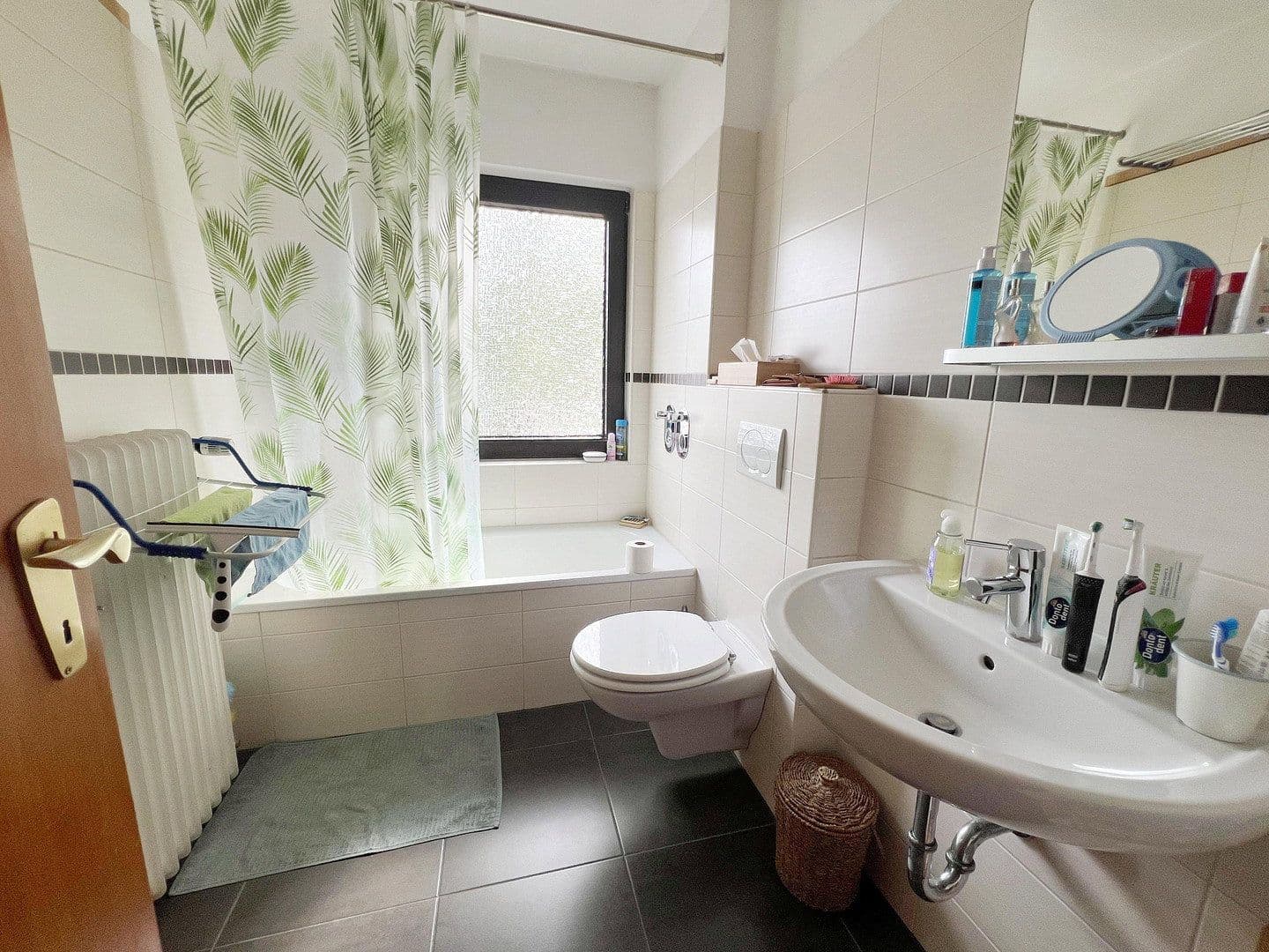 Pronájem bytu 4+kk 130 m², Gartenweg 6, Köln, Severní Porýní-Vestfálsko Pronájem bytu 4+kk 130 m², Gartenweg 6, Köln, Severní Porýní-Vestfálsko