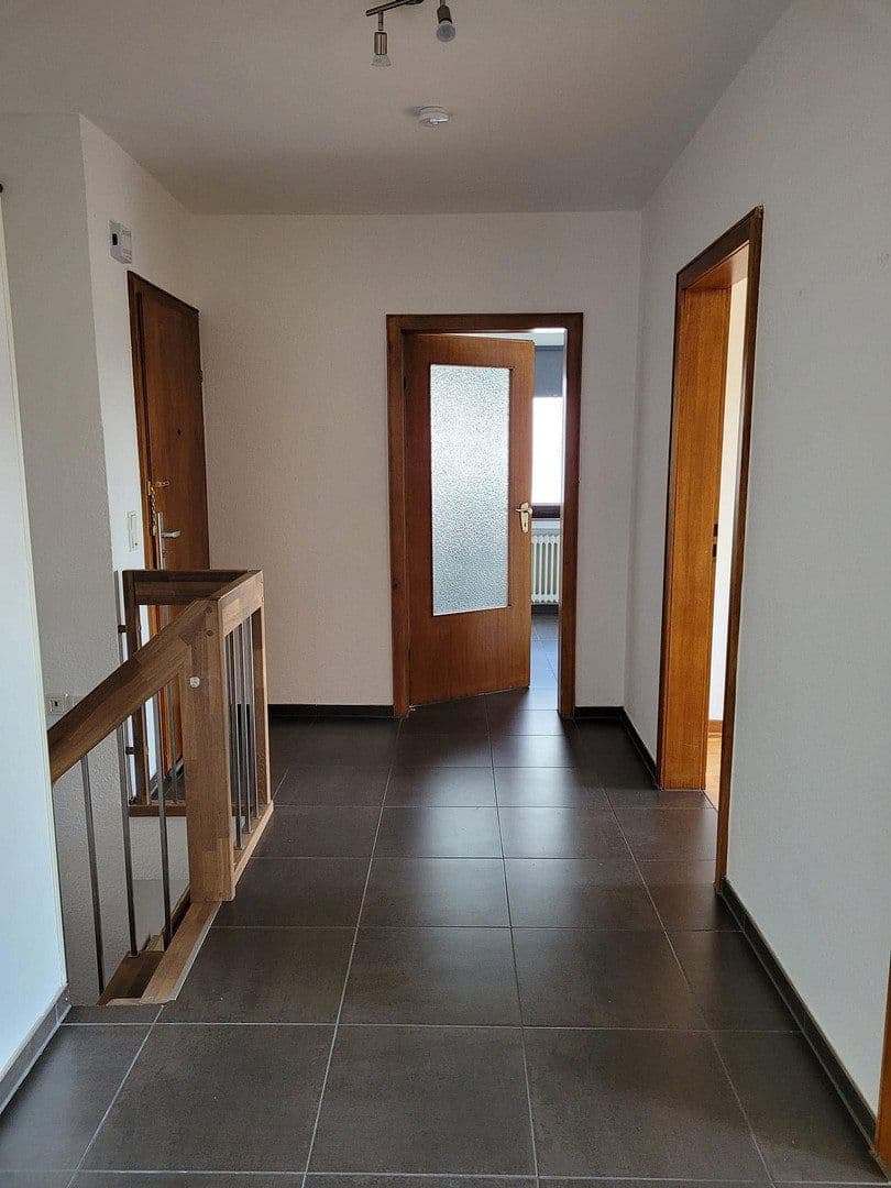 Pronájem bytu 4+kk 130 m², Gartenweg 6, Köln, Severní Porýní-Vestfálsko Pronájem bytu 4+kk 130 m², Gartenweg 6, Köln, Severní Porýní-Vestfálsko