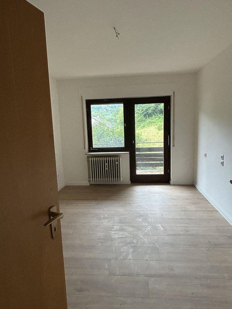 Pronájem bytu 4+1 142 m², Hirschhorn, Hessen Pronájem bytu 4+1 142 m², Hirschhorn, Hessen