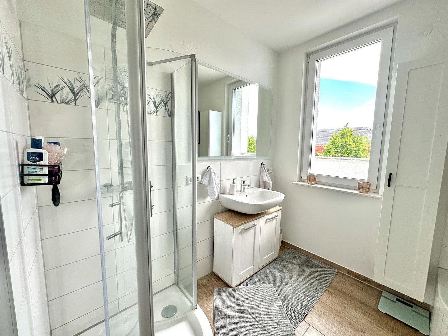 Pronájem bytu 2+1 77 m², Lise-Meitner Straße 7, Hildesheim, Dolní Sasko Pronájem bytu 2+1 77 m², Lise-Meitner Straße 7, Hildesheim, Dolní Sasko