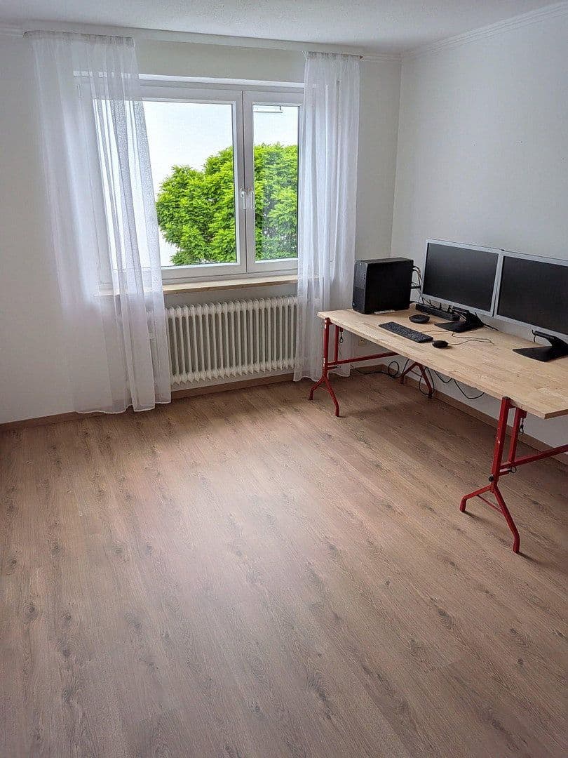 Pronájem domu 135 m², pozemek 147 m², Stein, Bavorsko Pronájem domu 135 m², pozemek 147 m², Stein, Bavorsko