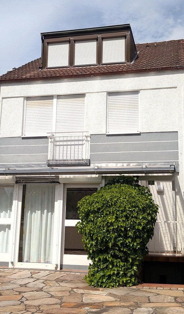 Pronájem domu 135 m², pozemek 147 m², Stein, Bavorsko Pronájem domu 135 m², pozemek 147 m², Stein, Bavorsko