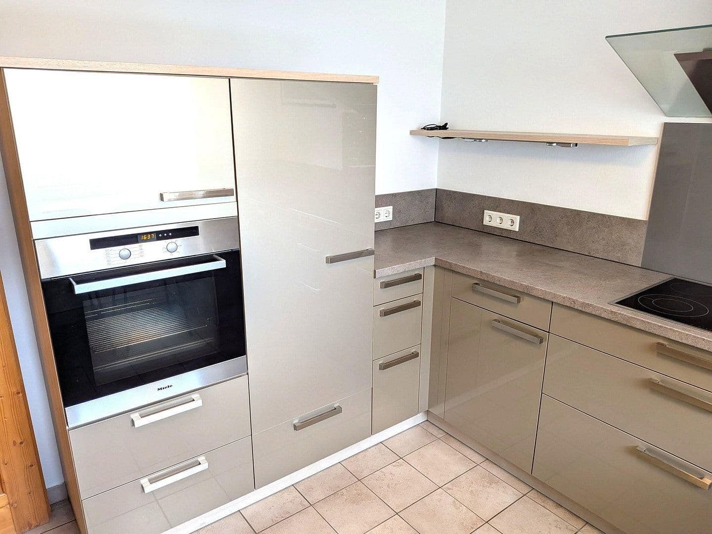 Pronájem domu 135 m², pozemek 147 m², Stein, Bavorsko Pronájem domu 135 m², pozemek 147 m², Stein, Bavorsko