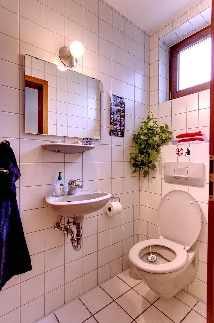 Prodej domu 129 m², pozemek 330 m², Leverkusen, Severní Porýní-Vestfálsko Prodej domu 129 m², pozemek 330 m², Leverkusen, Severní Porýní-Vestfálsko