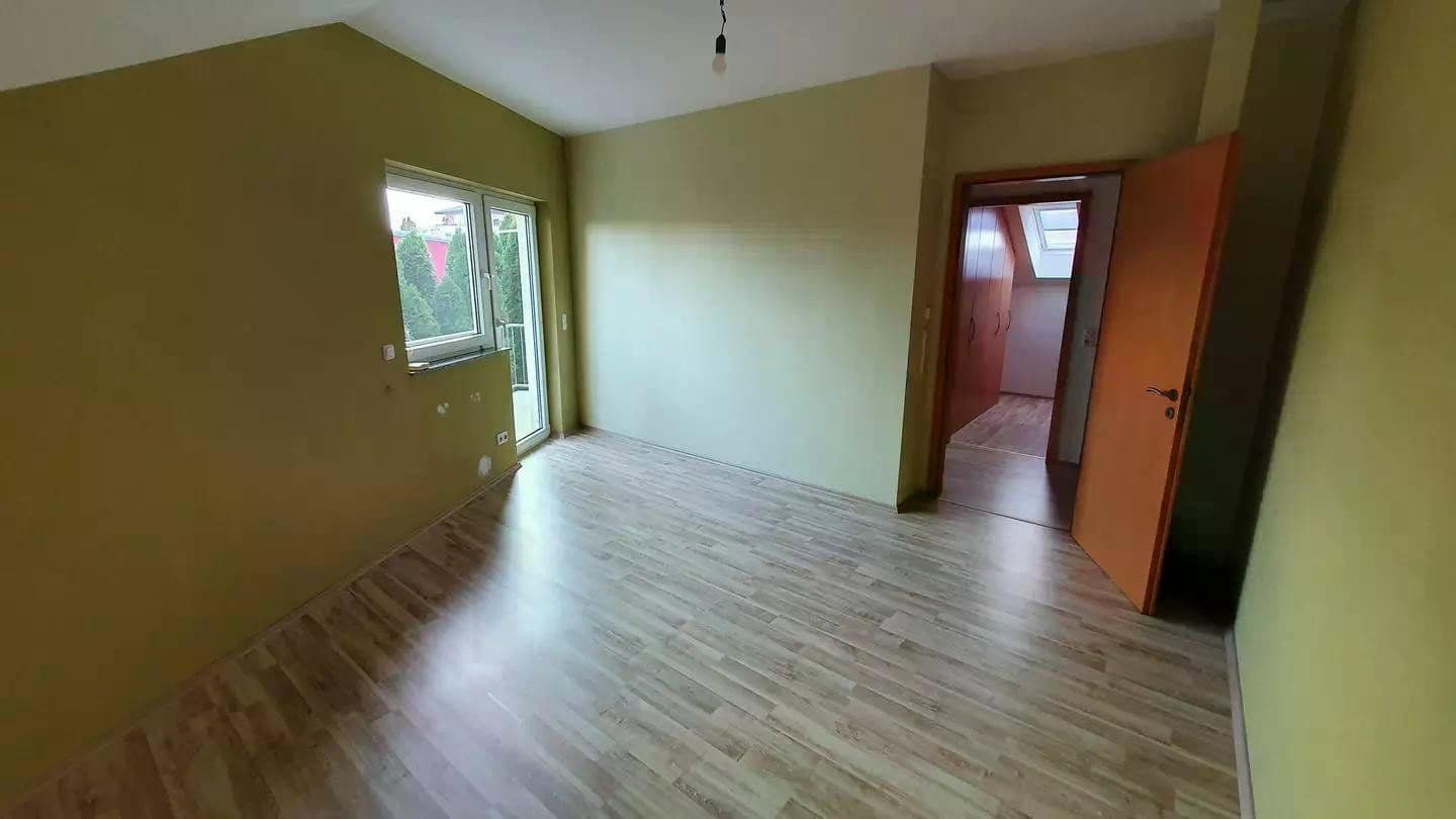 Pronájem kanceláře 240 m², Nidderau, Hessen Pronájem kanceláře 240 m², Nidderau, Hessen
