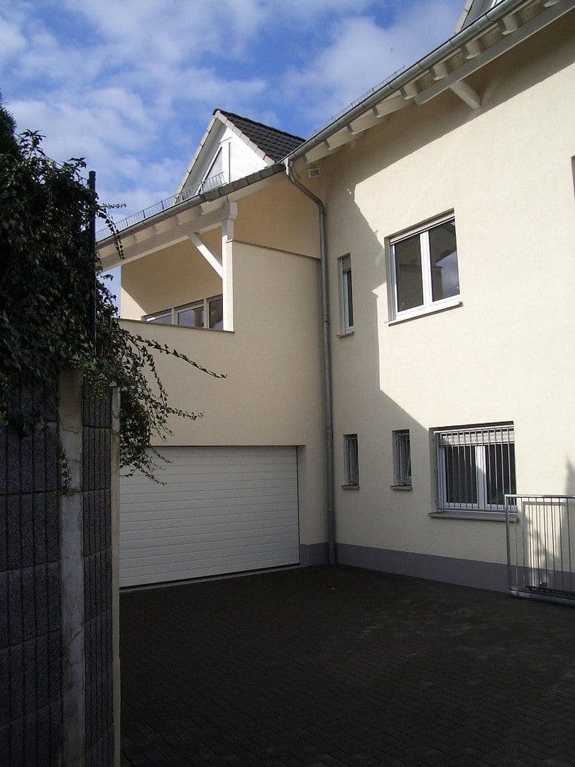 Pronájem kanceláře 240 m², Nidderau, Hessen Pronájem kanceláře 240 m², Nidderau, Hessen